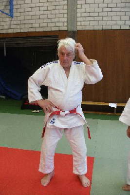 Sonntag, 19.12.2010. �berreichung des 6. Dan durch die Antragsteller Norbert Sp�th und Gerd Walter