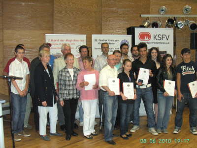 Dienstag, 08.06.2010. Ehrung von Georg Joh. Reinartz durch den Bezirksb�rgermeister Norbert Fuchs.