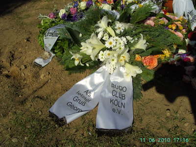 Freitag, 11. Juni 2010. Beerdigung von Katharina Hoss auf dem D�nnwalder Friedhof.