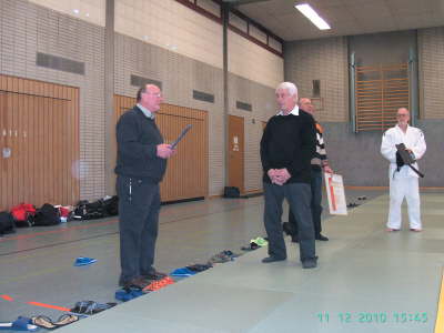 Samstag, 11.12.10. Offizielle �berreichung des 6. Dan in D�sseldorf an Georg Johannes Reinartz, dem 1. Vorsitzenden des Budo Club K�ln 1956/74 e. V.