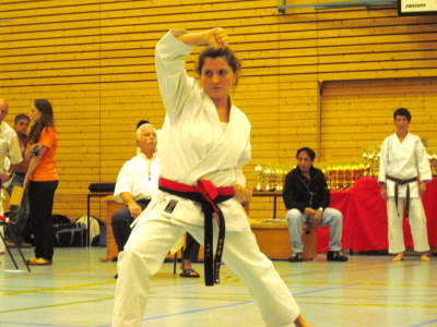 Samstag, 29.05.10. Hellweg-Cup und LM der Junioren und Senioren in Wattenscheid.