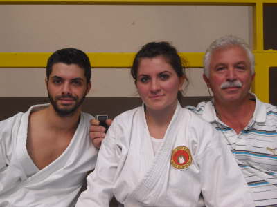Freitag 25. & Samstag 26.09.09. Karate Lehrgang mit Sensei Ochi in Hennef. Alev Korkmaz legt die Pr�fung zum 1. Dan ab.